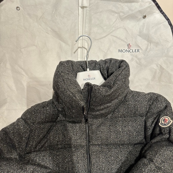 Moncler Collection Jacket Grey Down Donegal Tweed W2022| Perfect Condition - Picture 4 of 14